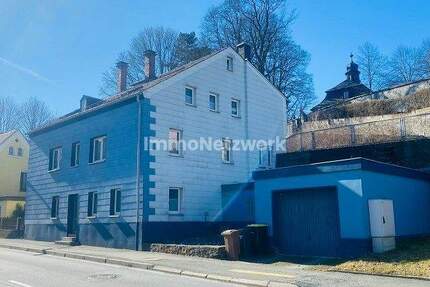 Haus Oberkotzau - 7 Zimmer, 215 m&sup2;, 140.000&euro; | Angebot:25714659