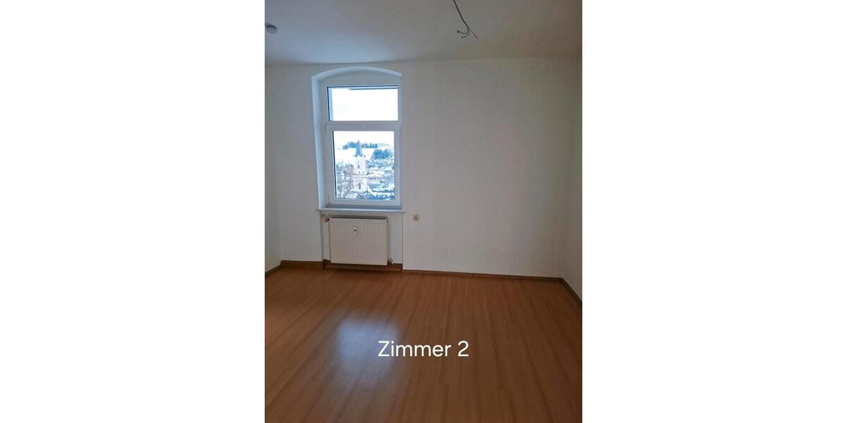 Etagenwohnung Markneukirchen - 4 Zimmer, 80 m&sup2;, 400&euro; | Angebot:25125733