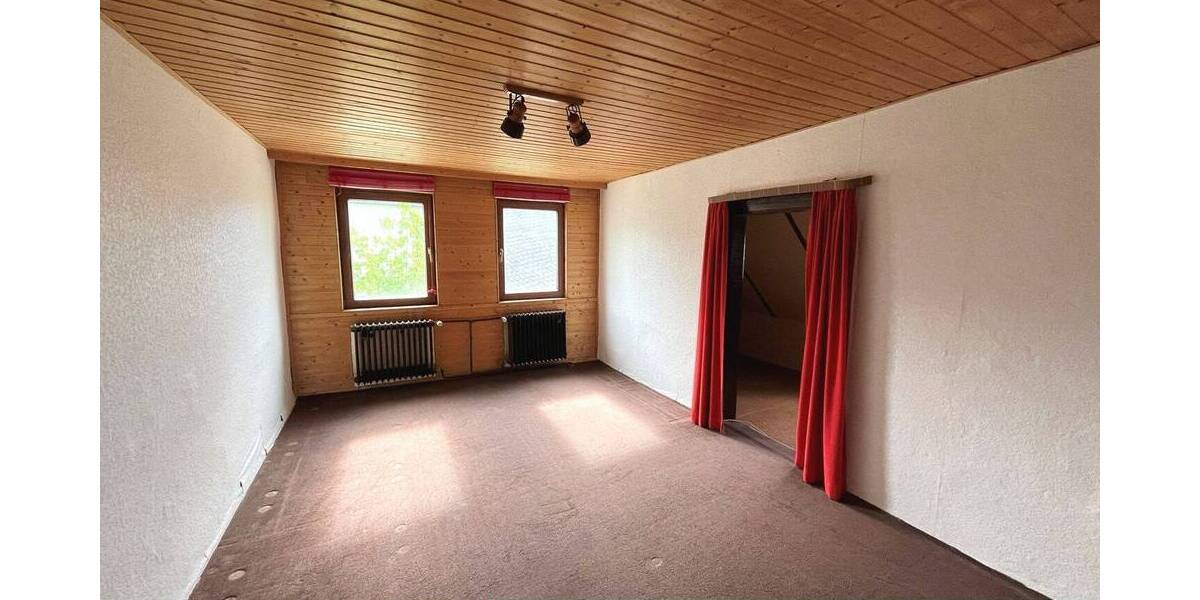 Einfamilienhaus Selb - 7 Zimmer, 148 m&sup2;, 149.000&euro; | Angebot:26683232