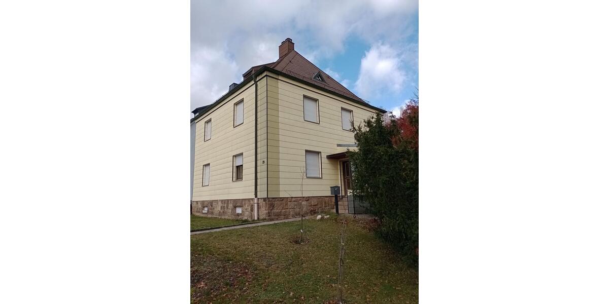 Doppelhaushälfte Selb - 5 Zimmer, 116 m&sup2;, 128.000&euro; | Angebot:23423365