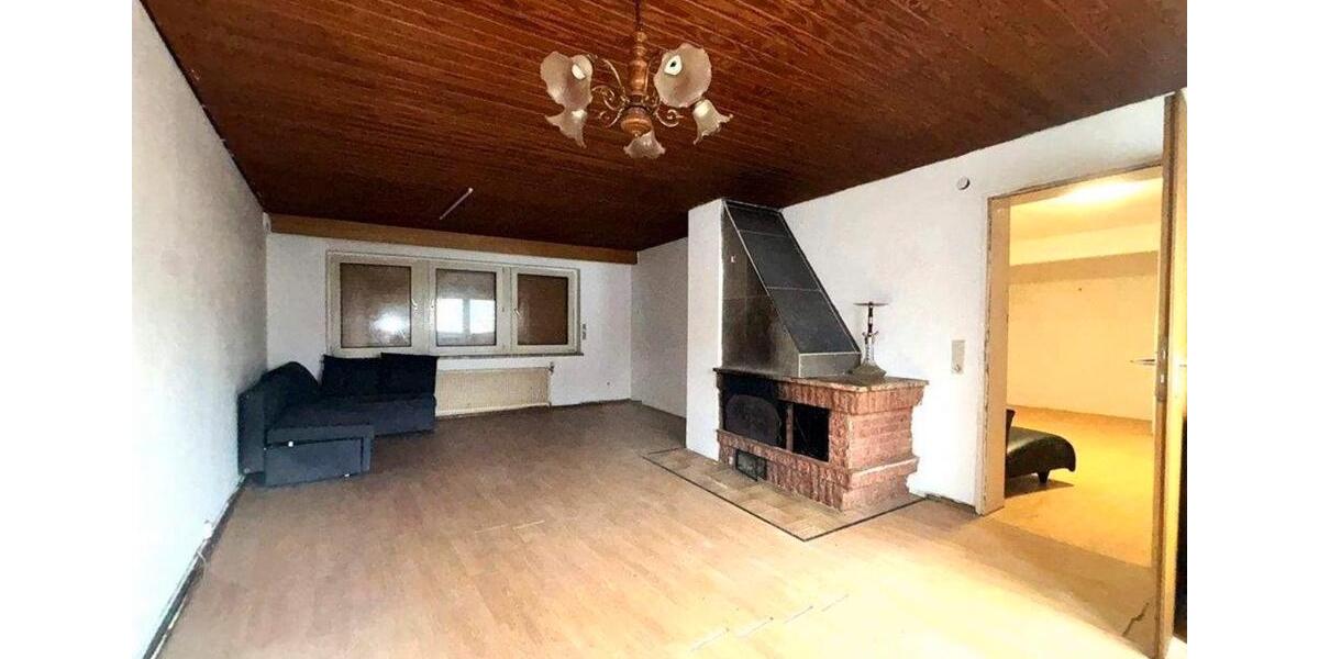 Einfamilienhaus Nordhalben - 8 Zimmer, 200 m&sup2;, 1.300&euro; | Angebot:26480770