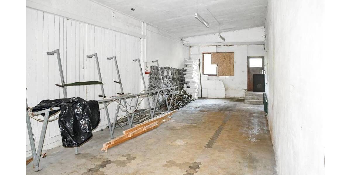 Einfamilienhaus Bad Lobenstein Lobenstein - 1 Zimmer, 430 m&sup2;, 199.900&euro; | Angebot:25700885