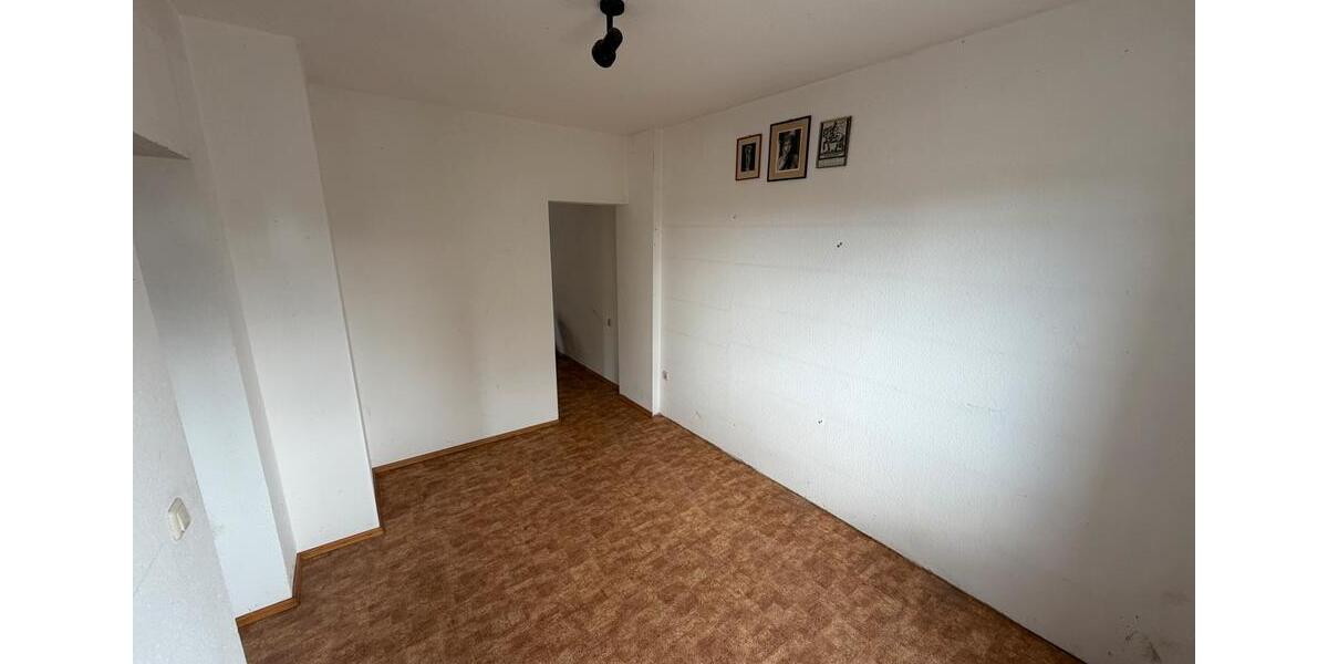 Einfamilienhaus Rosenthal am Rennsteig - 7 Zimmer, 130 m&sup2;, 200.000&euro; | Angebot:27077349