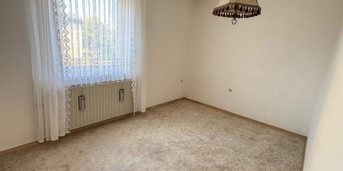 Mehrfamilienhaus, Wohnhaus Schwarzenbach an der Saale Schwarzenbach a d Saale - 6 Zimmer, 138 m&sup2;, 198.000&euro; | Angebot:25672398