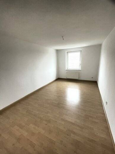 Etagenwohnung Plauen Preißelpöhl - 2 Zimmer, 47 m&sup2;, 210&euro; | Angebot:25674919