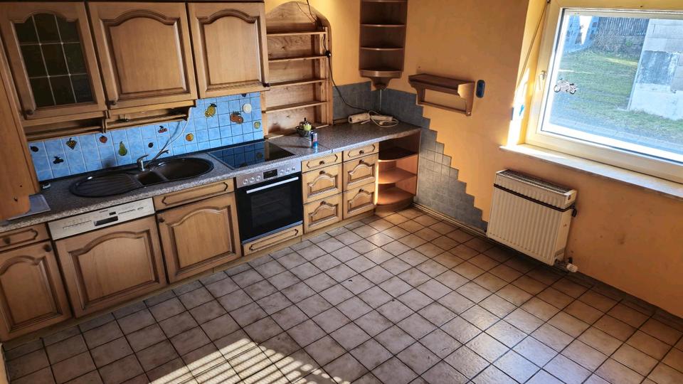 Einfamilienhaus Nordhalben - 6 Zimmer, 240 m&sup2;, 45.000&euro; | Angebot:26022807