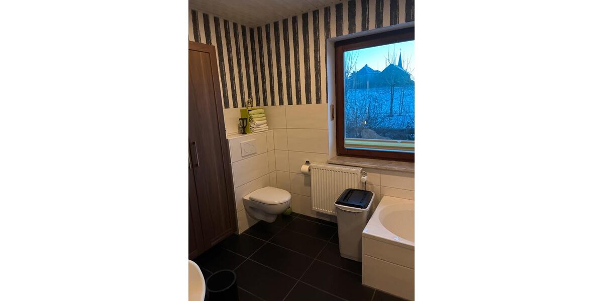 Einfamilienhaus Helmbrechts - 4 Zimmer, 128 m&sup2;, 240.000&euro; | Angebot:25993946