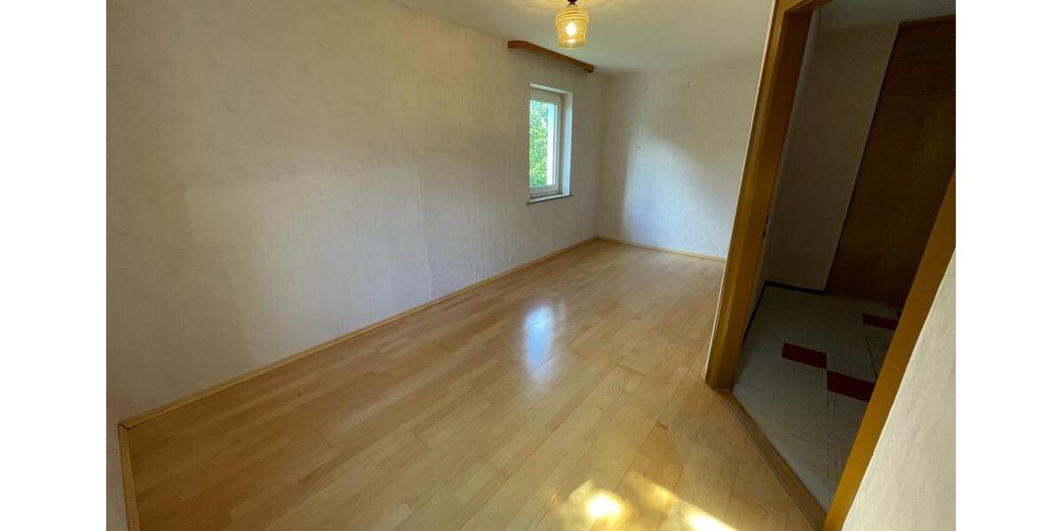 Einfamilienhaus Schauenstein - 9 Zimmer, 140 m&sup2;, 135.000&euro; | Angebot:24622090