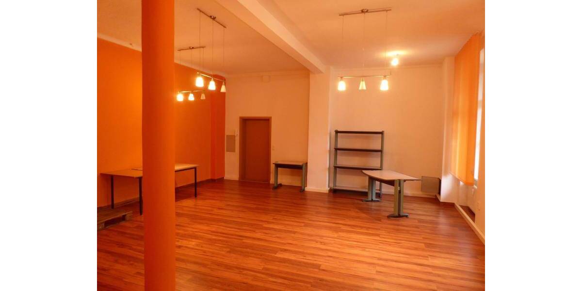 Gewerbeobjekt Plauen Stadtmitte - 2 Zimmer, 80 m&sup2;, 240&euro; | Angebot:25691956