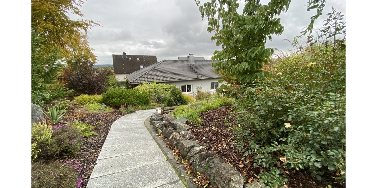 Wohnen auf einer Ebene, exklusiver Bungalow im Kurort Bad Steben - Einfamilienhaus Bad Steben | Angebot:25323657