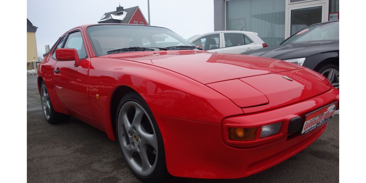 Porsche 944 58.475 km 25.990 &euro; Hof 95030