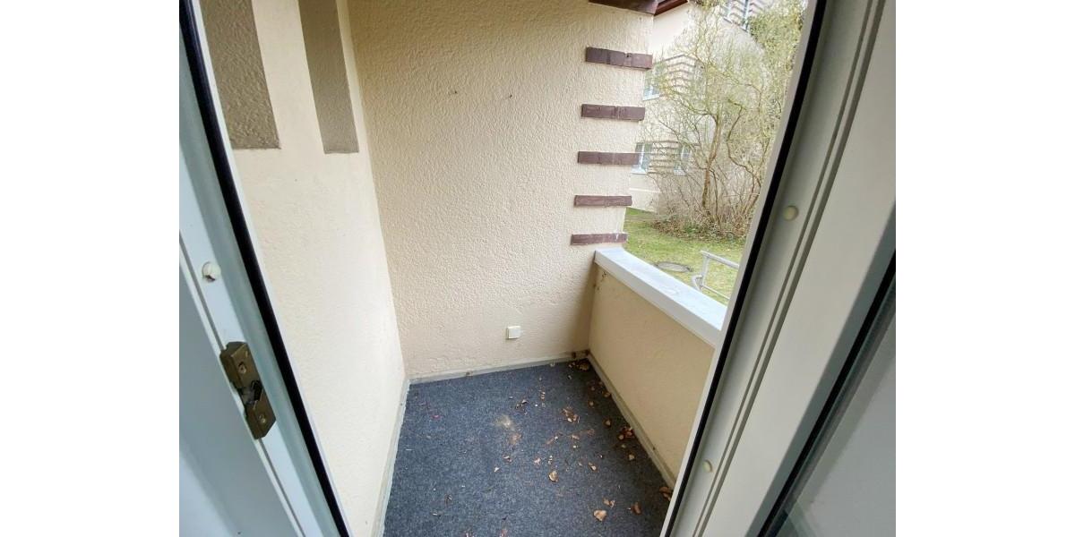 Etagenwohnung Plauen Alt Chrieschwitz - 3 Zimmer, 73 m&sup2;, 400&euro; | Angebot:25991280