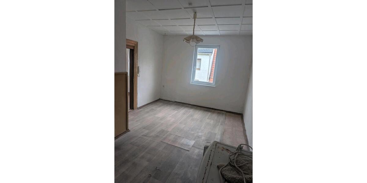 Mehrfamilienhaus, Wohnhaus Schleiz - 8 Zimmer, 150 m&sup2;, 60.000&euro; | Angebot:27077350