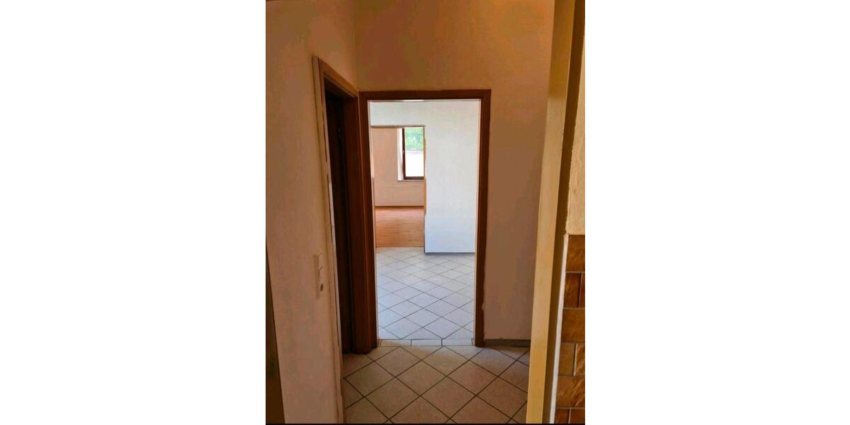 Erdgeschoßwohnung Selb - 1 Zimmer, 40 m&sup2;, 320&euro; | Angebot:25238381