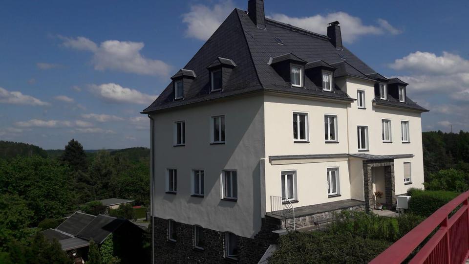 Etagenwohnung Plauen Haselbrunn - 2 Zimmer, 63 m&sup2;, 240&euro; | Angebot:25975807