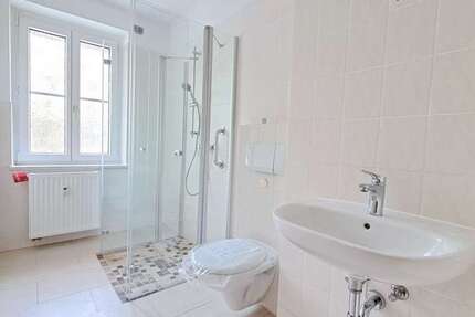 Wohnung Plauen Bahnhofsvorstadt - 2 Zimmer, 46 m&sup2;, 230&euro; | Angebot:25876298