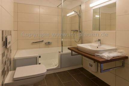 Wohnung Plauen Stadtmitte - 2 Zimmer, 63 m&sup2;, 410&euro; | Angebot:25694434