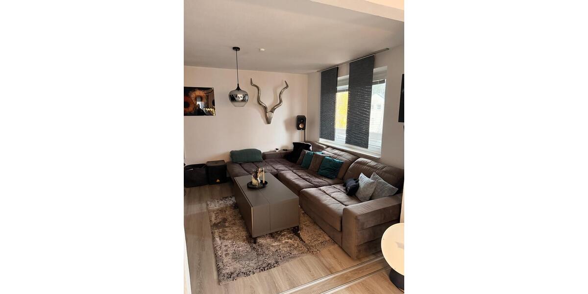 Etagenwohnung Selb - 4 Zimmer, 110 m&sup2;, 165.000&euro; | Angebot:26808268
