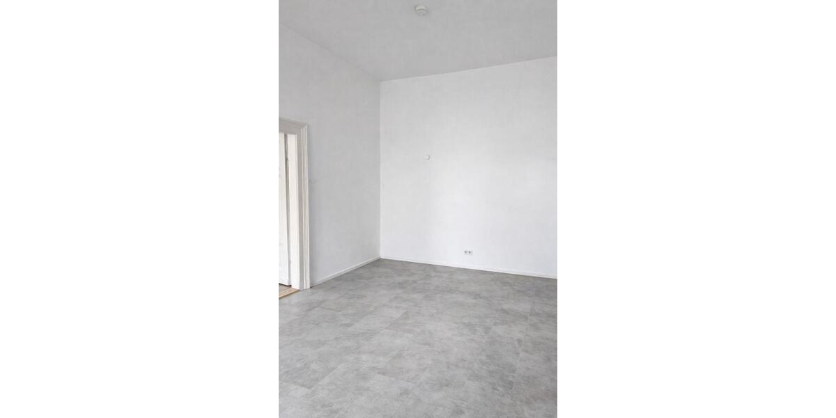Etagenwohnung Hof Altstadt - 5 Zimmer, 130 m&sup2;, 1.100&euro; | Angebot:26288312