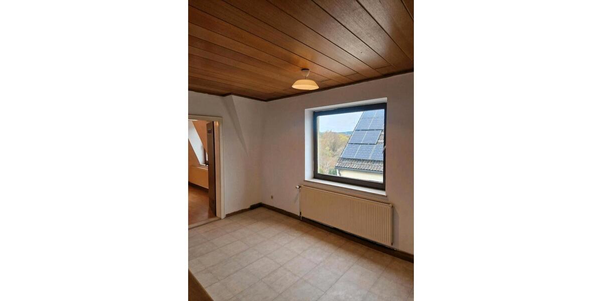 Etagenwohnung Selb - 3 Zimmer, 78 m&sup2;, 500&euro; | Angebot:26444199