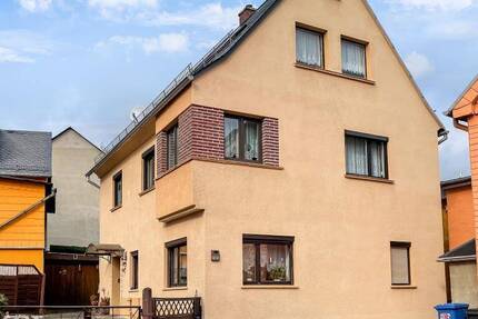 Haus Gefell - 7 Zimmer, 147 m&sup2;, 49.900&euro; | Angebot:26220022