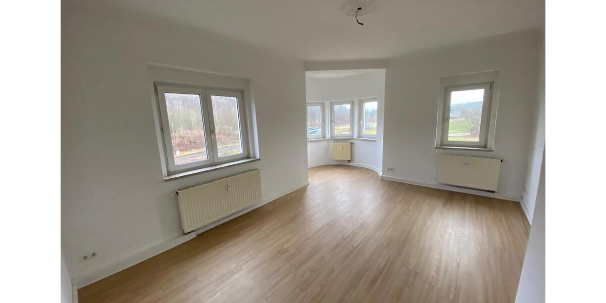 Etagenwohnung Plauen Alt Chrieschwitz - 3 Zimmer, 73 m&sup2;, 327&euro; | Angebot:9060663