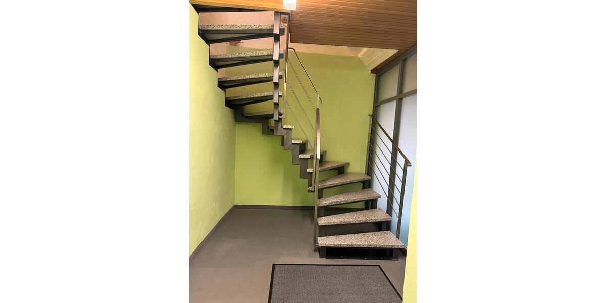 Mehrfamilienhaus, Wohnhaus Selb - 8 Zimmer, 268 m&sup2;, 195.000&euro; | Angebot:26988233