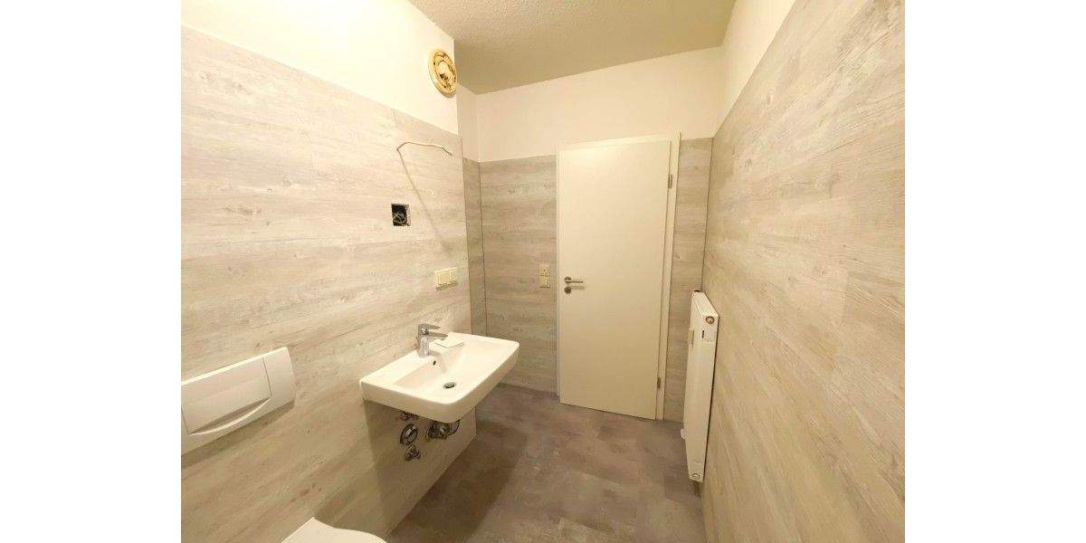 Etagenwohnung Plauen Reusa - 2 Zimmer, 79.000&euro; | Angebot:25691998