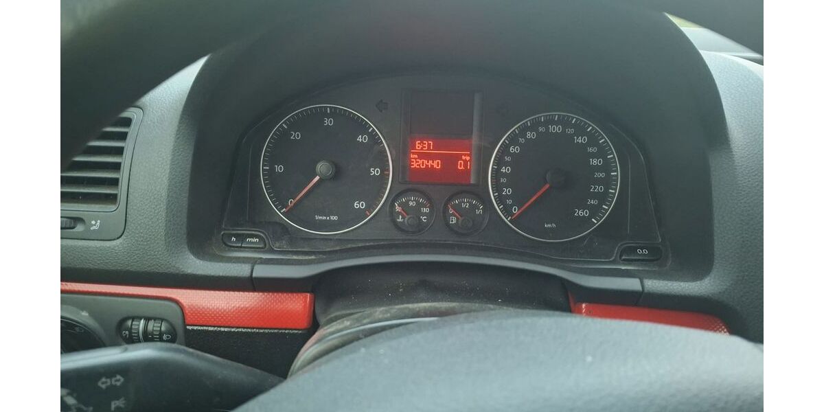 VW Golf 320.440 km 2.500 &euro; Helmbrechts 95233