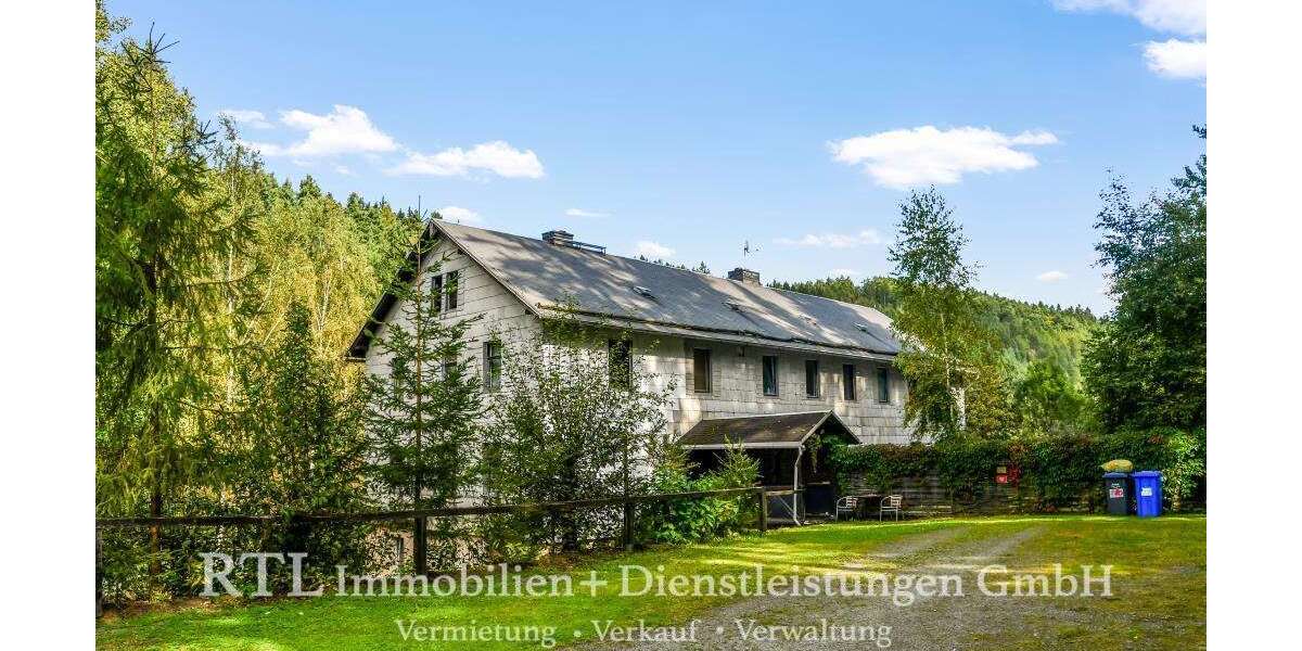 Einfamilienhaus Bad Lobenstein - 10 Zimmer, 430 m&sup2;, 199.900&euro; | Angebot:23611160