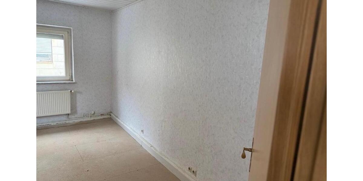 Doppelhaushälfte Naila - 4 Zimmer, 75 m&sup2;, 69.000&euro; | Angebot:26979838