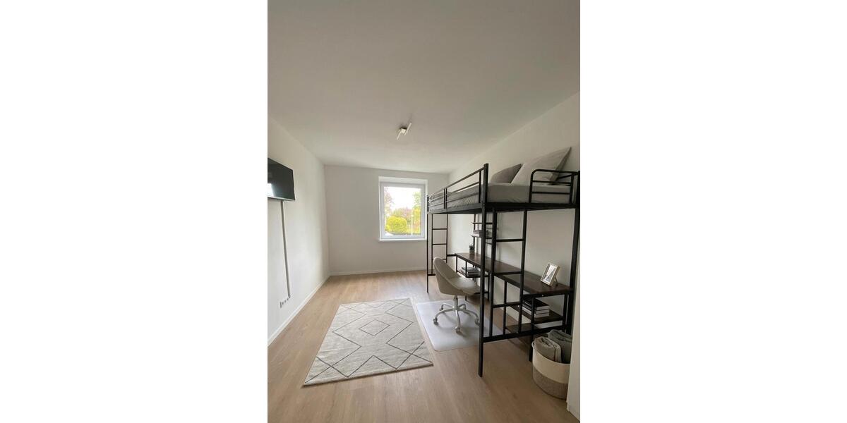 Etagenwohnung Selb - 1 Zimmer, 15 m&sup2;, 345&euro; | Angebot:26579877