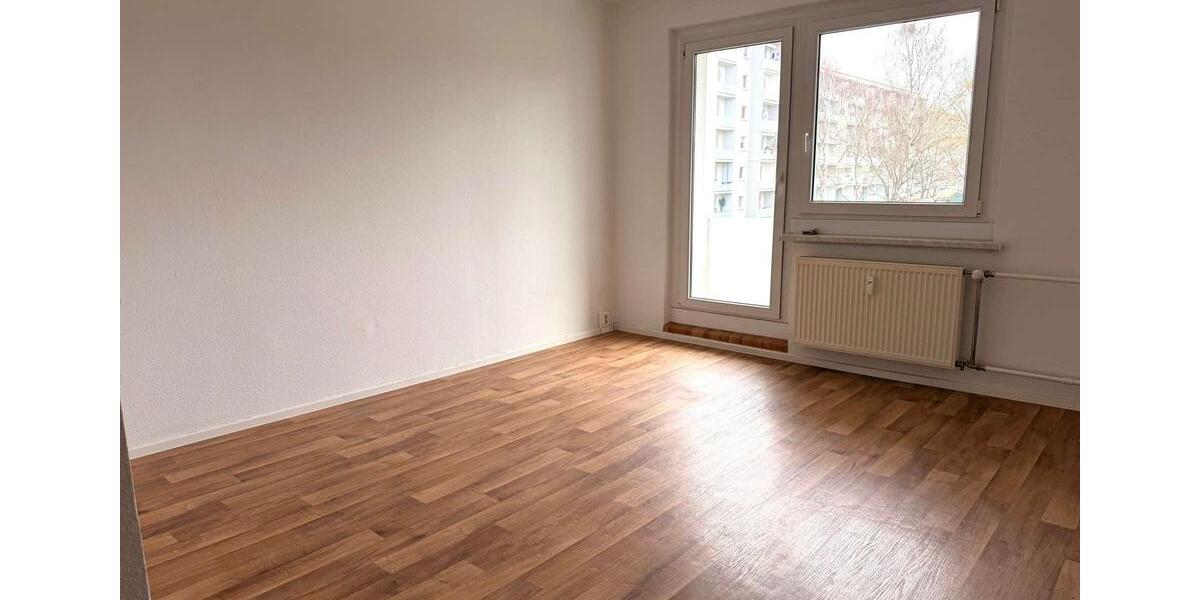 Erdgeschoßwohnung Plauen Alt Chrieschwitz - 3 Zimmer, 56 m&sup2;, 299&euro; | Angebot:25958967