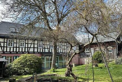 Haus Marieney Marieney - 6 Zimmer, 250 m&sup2;, 250.000&euro; | Angebot:25747158