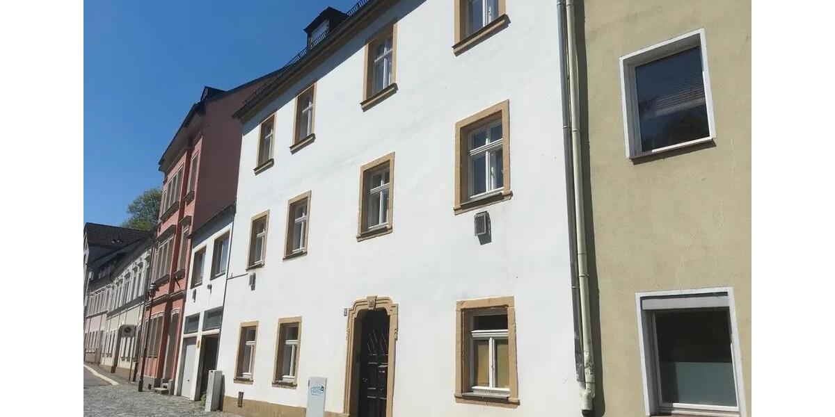Etagenwohnung Hof Altstadt - 4.5 Zimmer, 100 m&sup2;, 850&euro; | Angebot:26000190