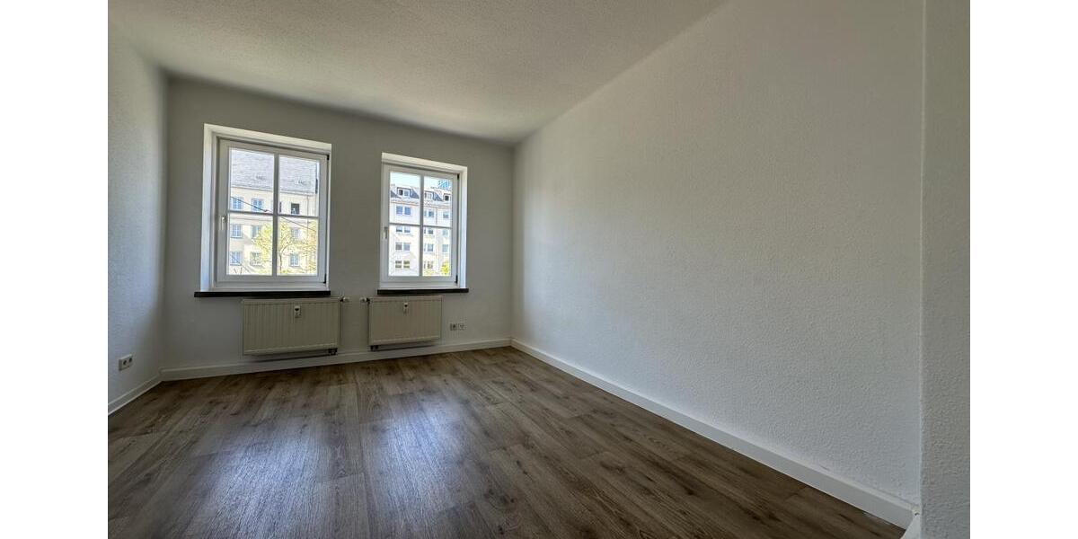 Etagenwohnung Plauen Bahnhofsvorstadt - 3 Zimmer, 70 m&sup2;, 373&euro; | Angebot:26266404