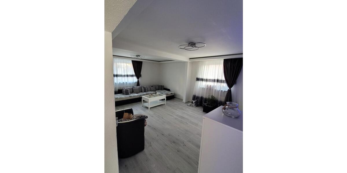 Doppelhaushälfte Selb - 4 Zimmer, 185 m&sup2;, 329.000&euro; | Angebot:26236645