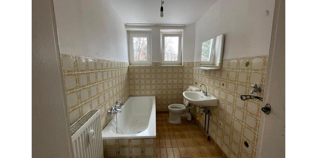 Mehrfamilienhaus, Wohnhaus Rehau - 12 Zimmer, 331 m&sup2;, 139.000&euro; | Angebot:25392276