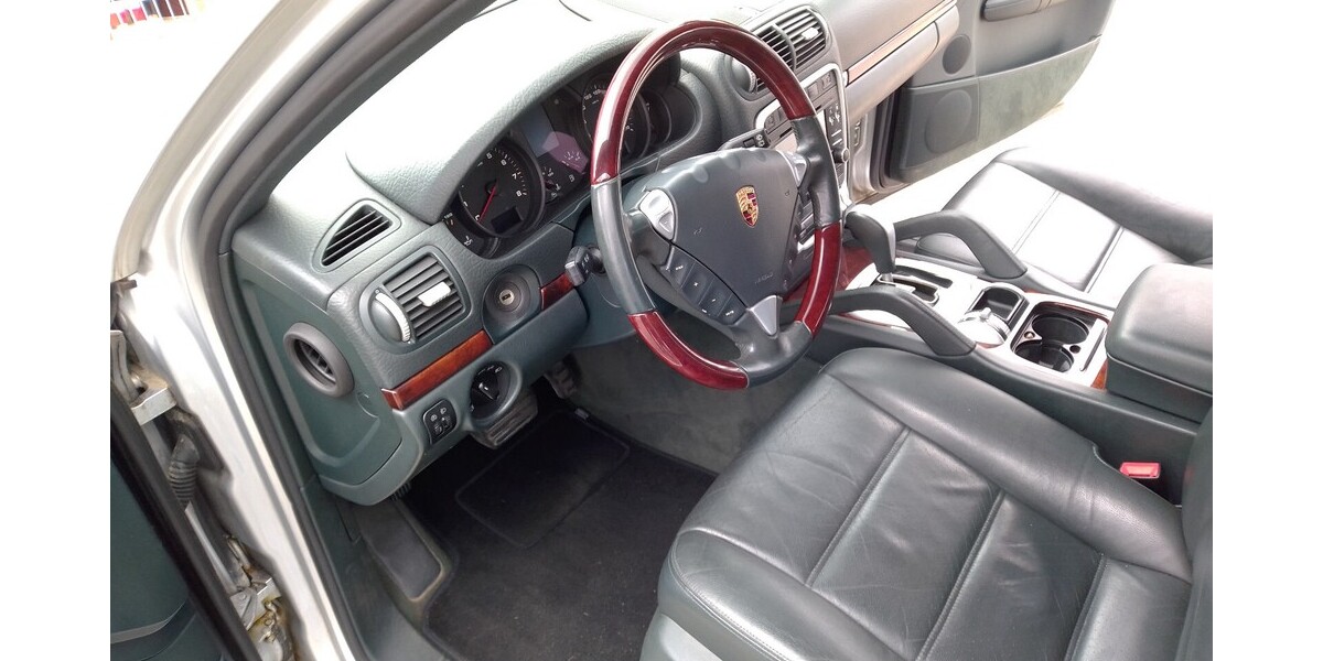 Porsche Cayenne 261.000 km 8.800 &euro; Kirchenlamitz 95153