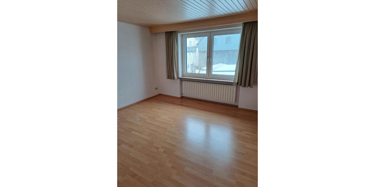 Etagenwohnung Geroldsgrün - 2 Zimmer, 53 m&sup2;, 315&euro; | Angebot:26197696