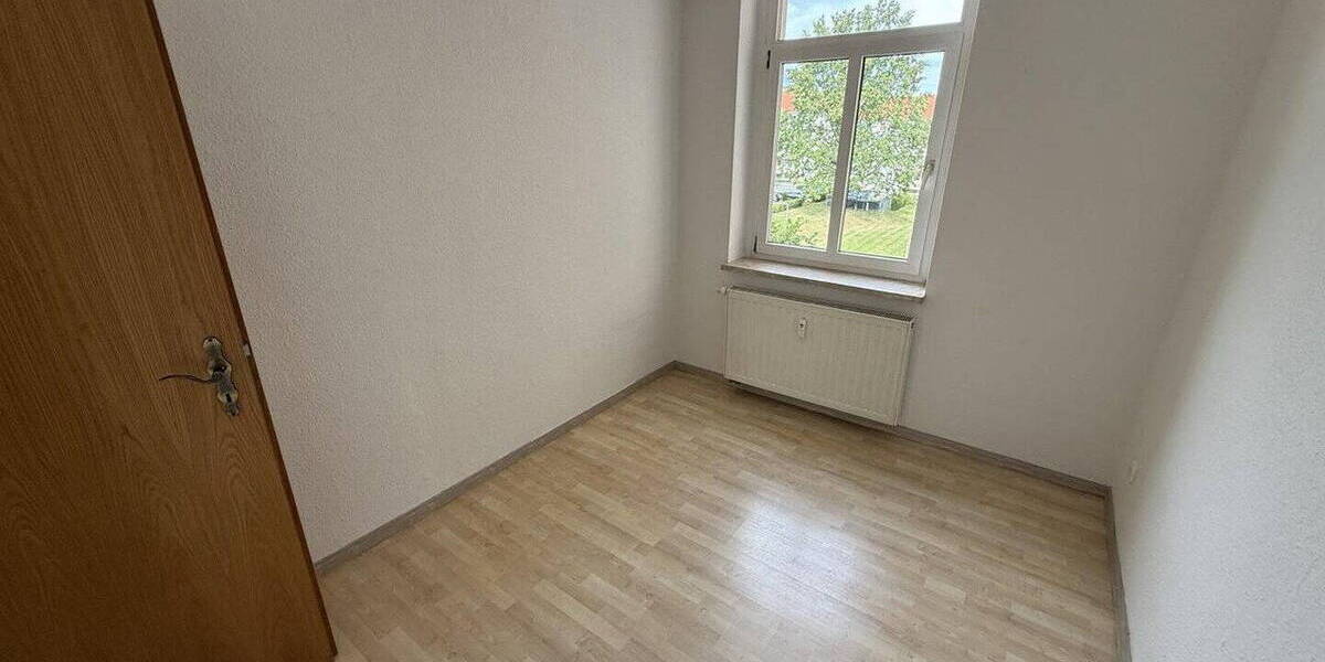 Etagenwohnung Plauen Haselbrunn - 3 Zimmer, 65 m&sup2;, 312&euro; | Angebot:26023400