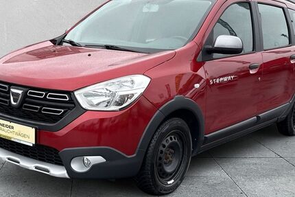 Dacia Lodgy 83.284 km 12.490 &euro; Hof 95030