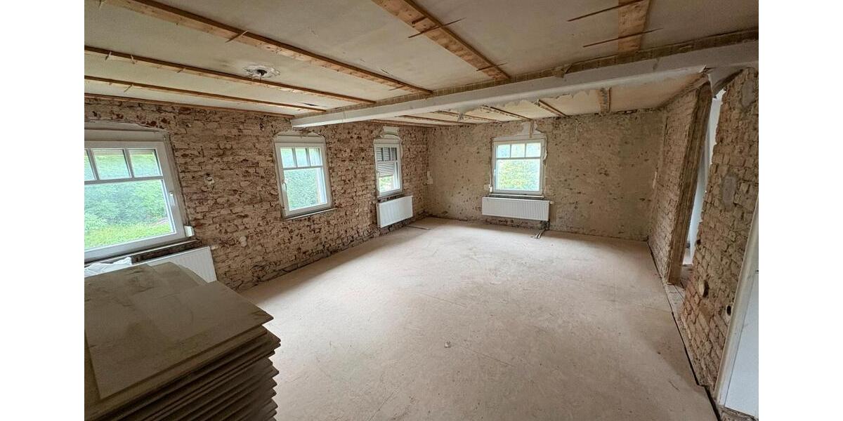 Einfamilienhaus Helmbrechts - 150.000&euro; | Angebot:27081381