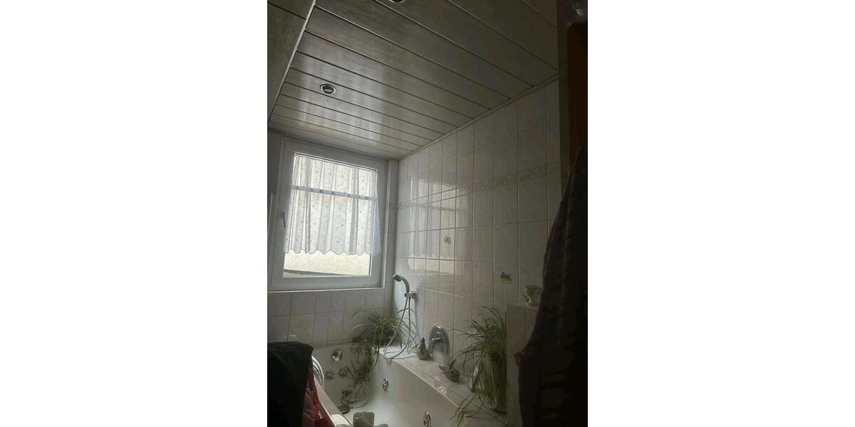 Einfamilienhaus Markneukirchen - 6 Zimmer, 200 m&sup2;, 98.000&euro; | Angebot:25364614