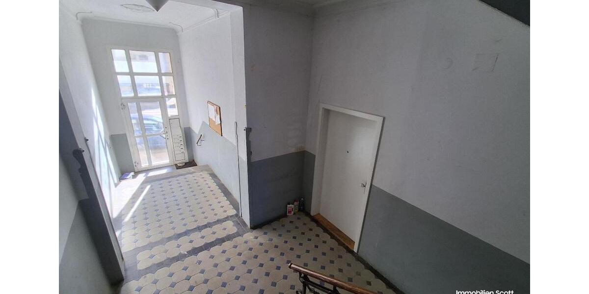 Etagenwohnung Plauen Bahnhofsvorstadt - 2.5 Zimmer, 81 m&sup2;, 360&euro; | Angebot:25710536