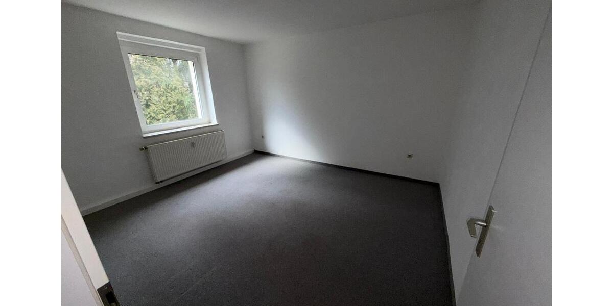 Etagenwohnung Plauen - 3 Zimmer, 78 m&sup2;, 506&euro; | Angebot:25303872