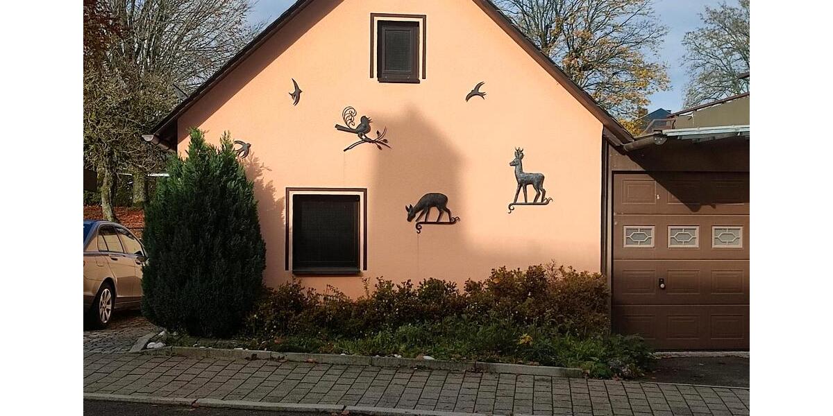 Einfamilienhaus Geroldsgrün - 5 Zimmer, 145 m&sup2;, 175.000&euro; | Angebot:25862136