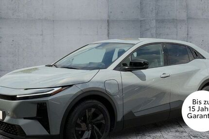 Toyota C-HR 2.289 km 43.590 &euro; Hof 95030