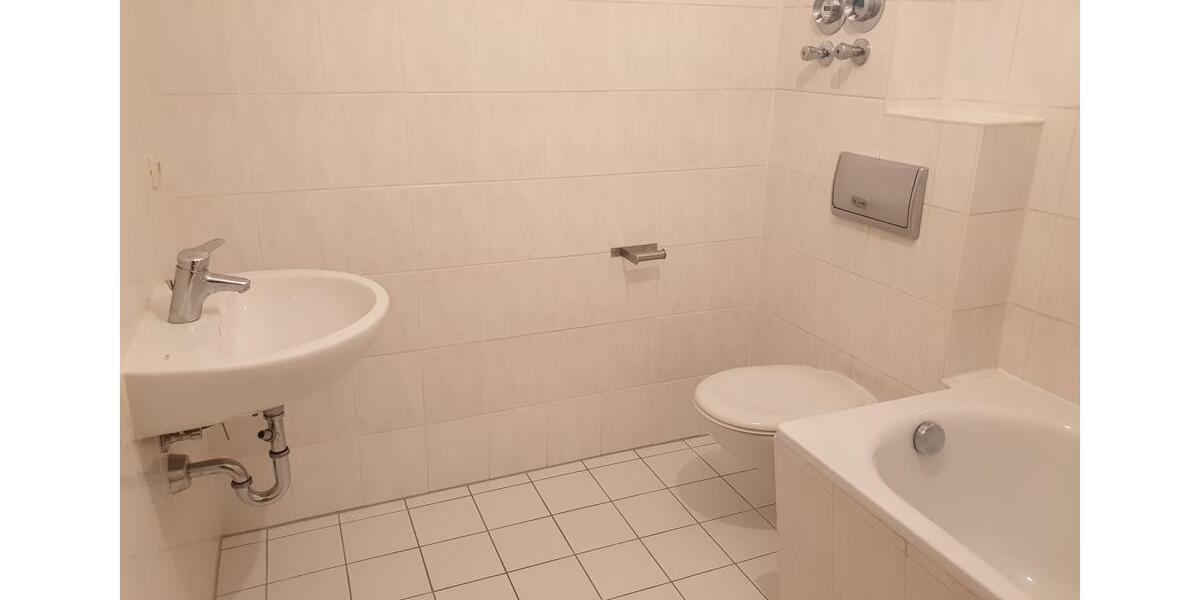 Etagenwohnung Oelsnitz (Vogtland) - 1 Zimmer, 51 m&sup2;, 280&euro; | Angebot:25717020