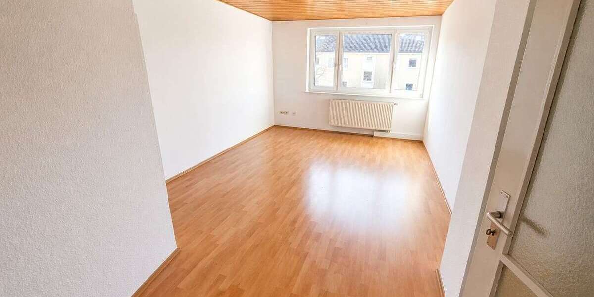 Etagenwohnung Hof Neuhof - 3 Zimmer, 57 m&sup2;, 420&euro; | Angebot:26151571